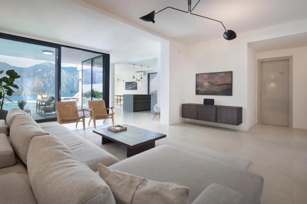 Апартаменты Residenza Dimora Privata With Pool Мальчезине Италия