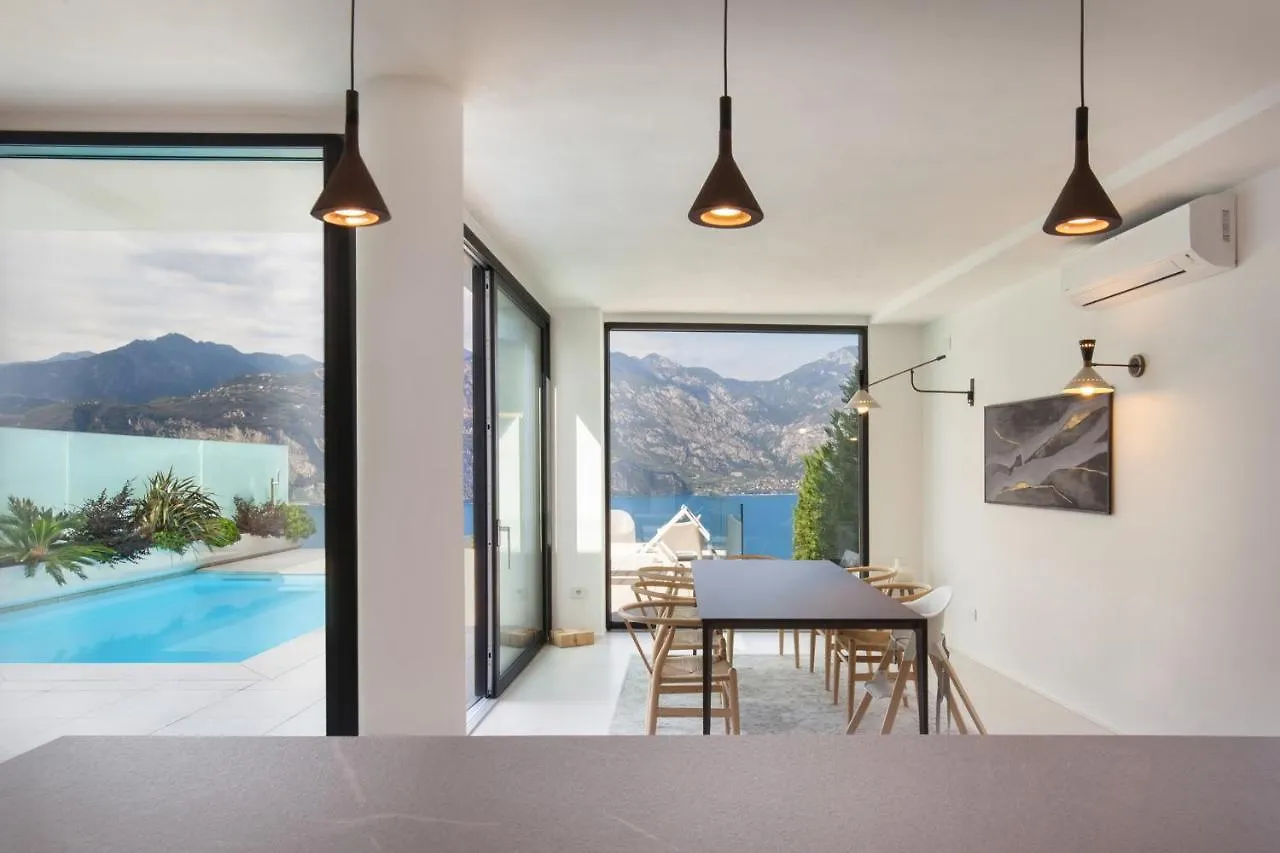 Апартаменты Residenza Dimora Privata With Pool Мальчезине