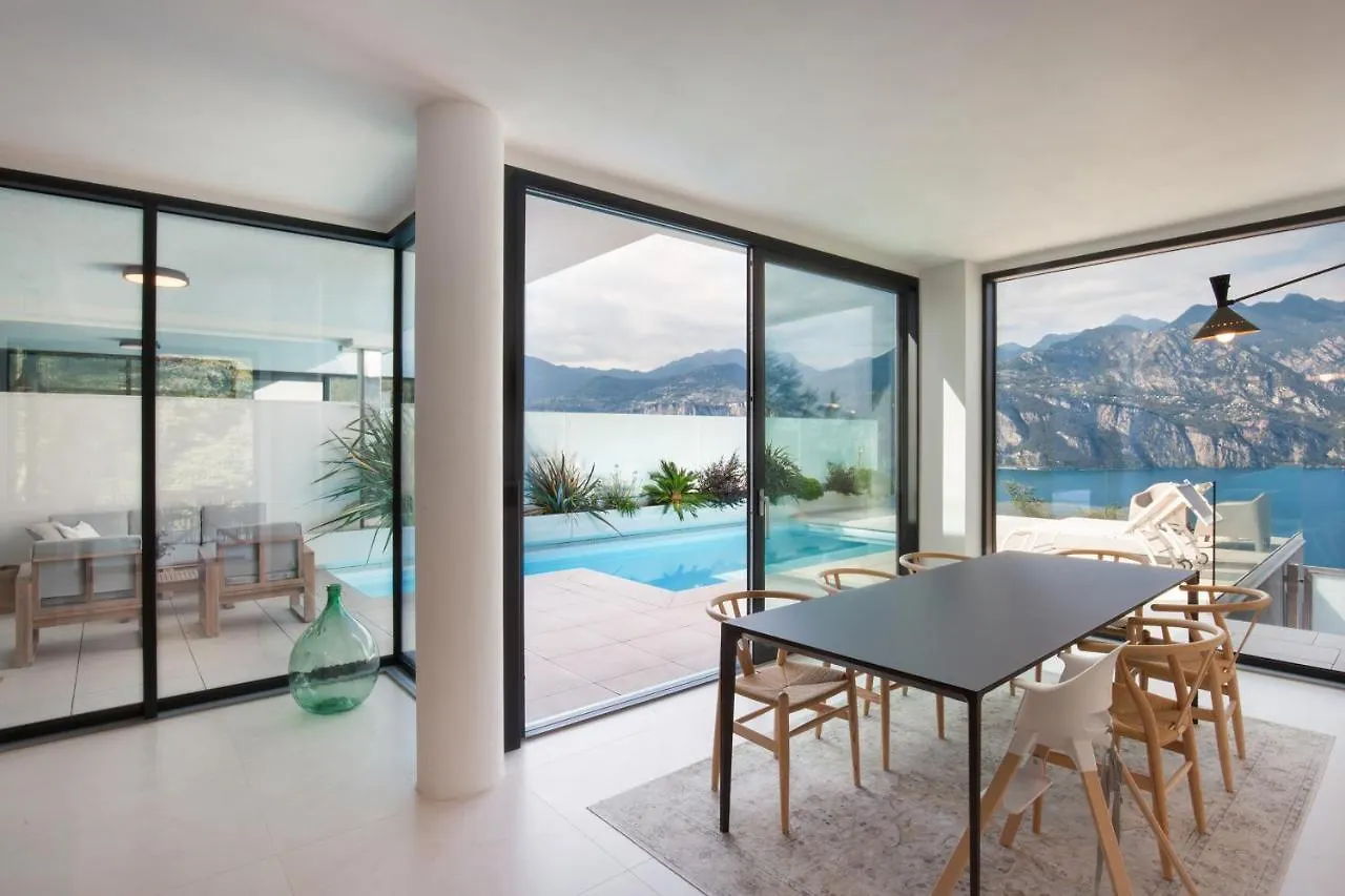 Апартаменты Residenza Dimora Privata With Pool Мальчезине