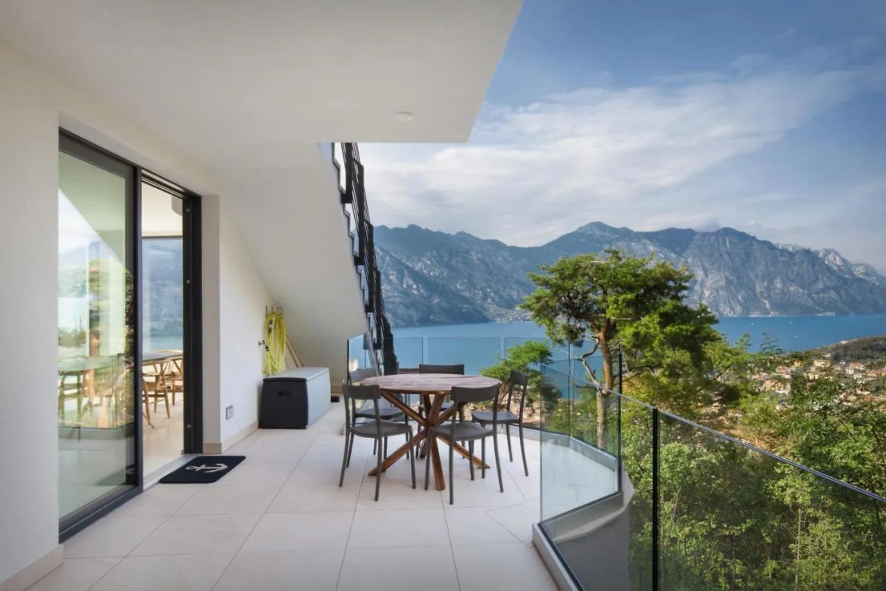 Апартаменты Residenza Dimora Privata With Pool Мальчезине